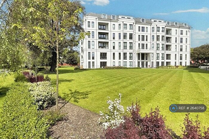 2 Bedroom Flat To Rent In Hawthorne Court, Bournemouth, BH2