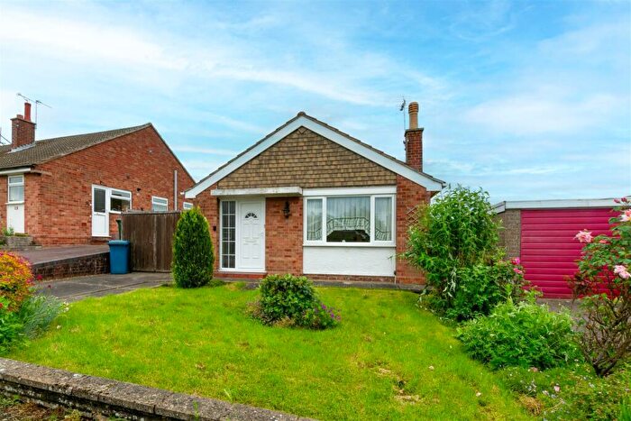 2 Bedroom Detached Bungalow For Sale In Rowan Drive, Keyworth, NG12