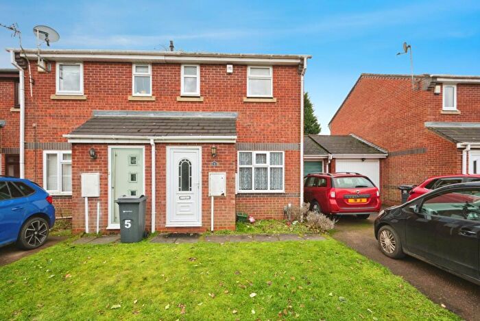 2 Bedroom Semi Detached House For Sale In Mariner Avenue, Birmingham, West Midlands, B16