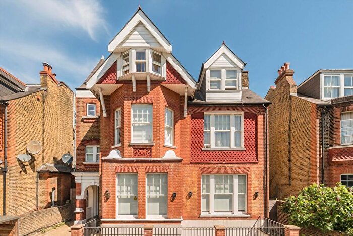 1 Bedroom Flat For Sale In Madeley Road, Ealing, W5