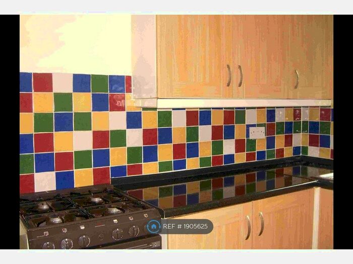 2 Bedroom End Of Terrace House To Rent In St. Johns Road, Doncaster, DN4