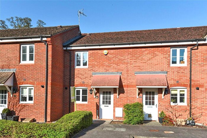 2 Bedroom House For Sale In Poperinghe Way, Arborfield, Reading, Berkshire, RG2