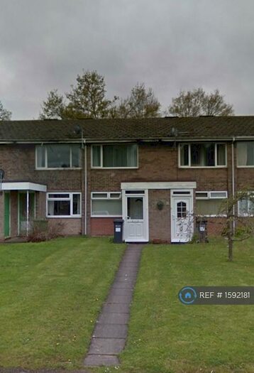 2 Bedroom Maisonette To Rent In Draycote Close, Solihull, B92