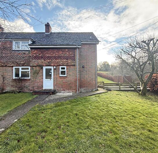 3 Bedroom Cottage To Rent In New Cottages, Wadwick, SP11