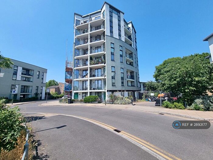2 Bedroom Flat To Rent In Butterfly Court, London, NW9