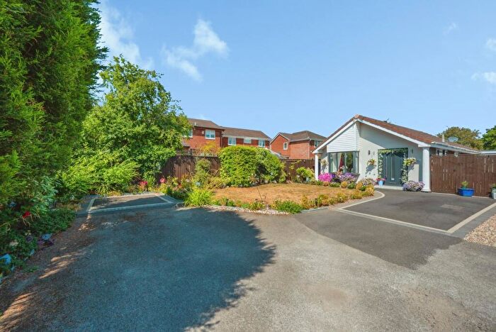 2 Bedroom Detached House For Sale In Lamprey, Dosthill, Tamworth, Staffordshire, B77