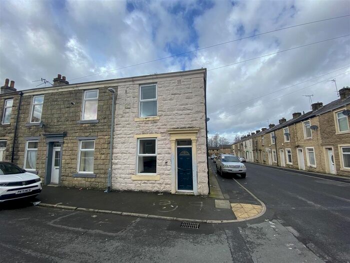 2 Bedroom Property To Rent In George Street, Oswaldtwistle, Accrington, BB5