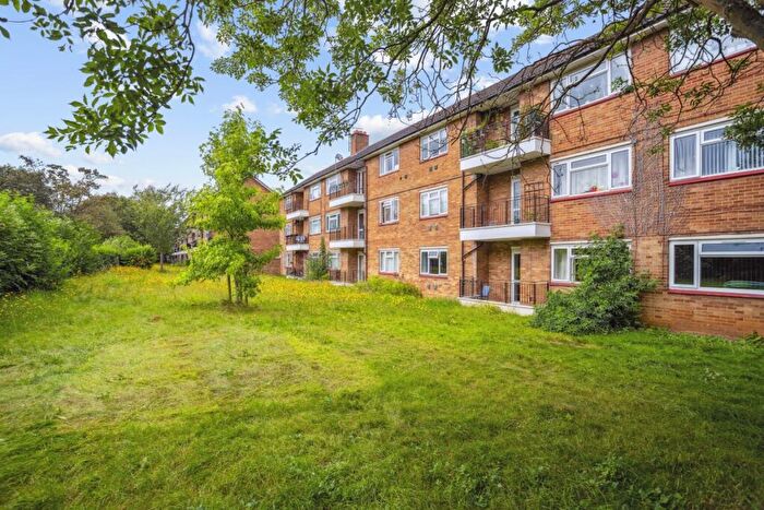 2 Bedroom Flat To Rent In Banbury Road Oxford, OX2