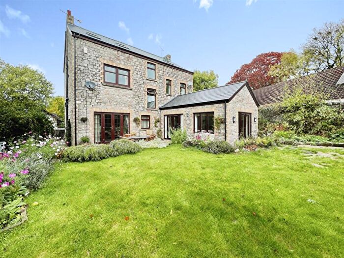 6 Bedroom Detached House For Sale In St Arvans, Chepstow, NP16
