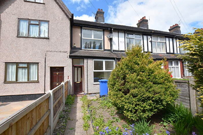 2 Bedroom Terraced House To Rent In Leek Road, Hanley, ST1