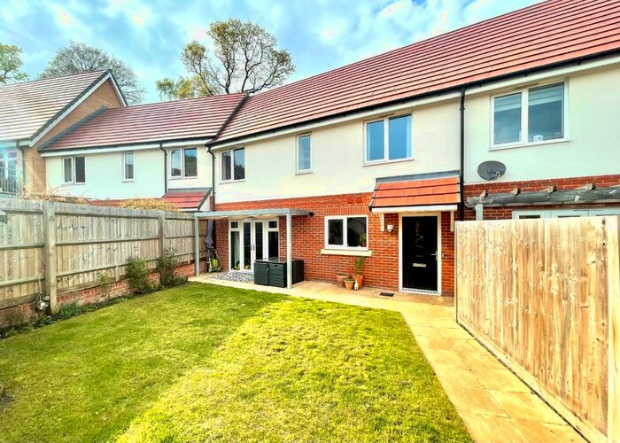 3 Bedroom Terraced House For Sale In Copse Close, Fleet, Hampshire, GU51