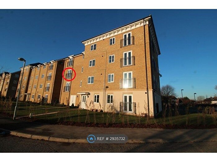 1 Bedroom Flat To Rent In Mowlam Court, Watford, WD24