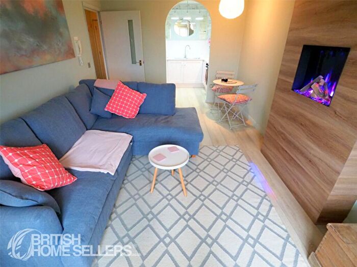 1 Bedroom Apartment For Sale In Suffolk Place, Woodbridge, Suffolk, IP12