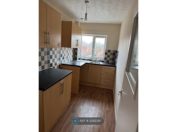 2 Bedroom Flat To Rent In Bevills Place, March, PE15