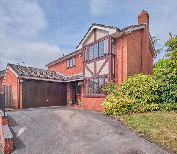 4 Bedroom Detached House For Sale In Broadlands Rise, Lichfield, Staffordshire, WS14