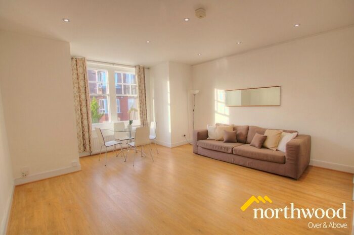 2 Bedroom Flat To Rent In The Vicarage, Springbank Road, Sandyford, Newcastle Upon Tyne, NE2