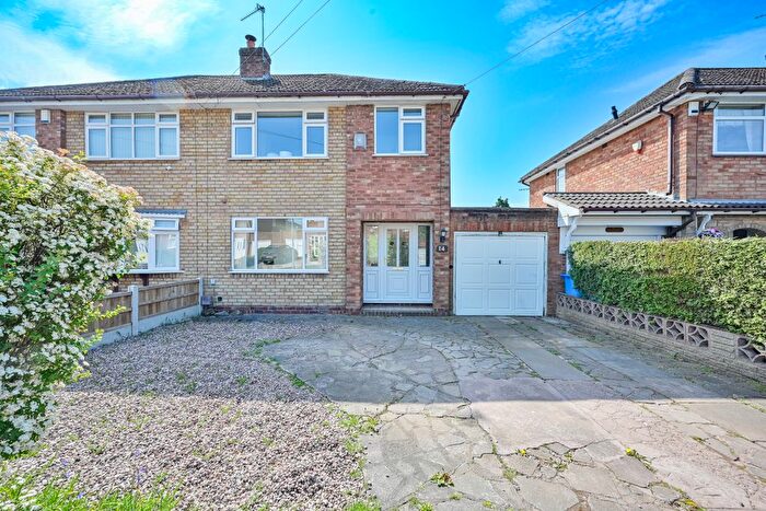 3 Bedroom Semi Detached House For Sale In Sutherland Road, Cheslyn Hay, WS6