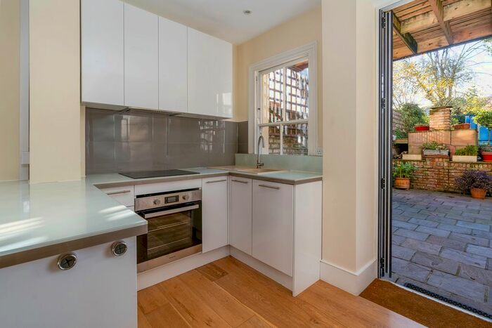 1 Bedroom Flat To Rent In Balfour Road, London, N5