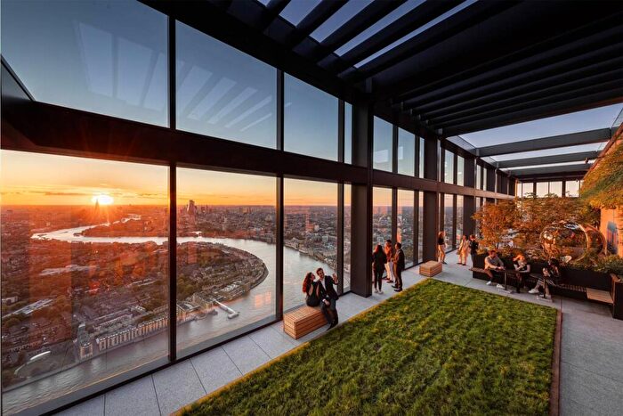 Studio For Sale In Landmark Pinnacle, Tower Hamlets, London, E14