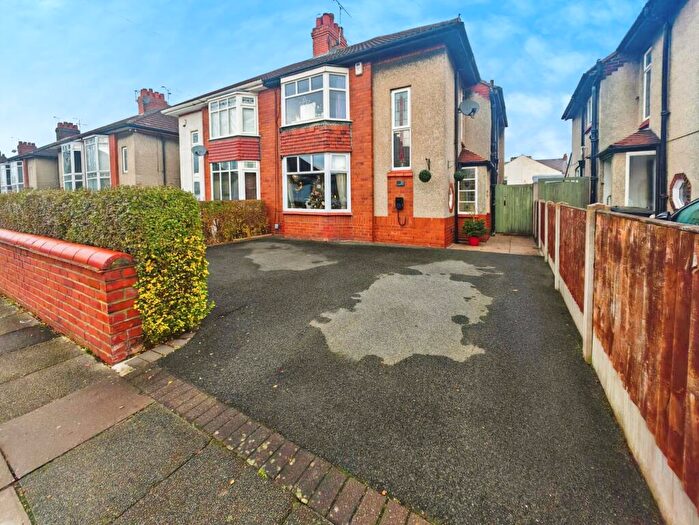 3 Bedroom Semi Detached House For Sale In Franklyn Avenue, Crewe, CW2