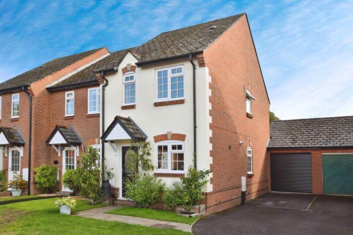 2 Bedroom End Of Terrace House For Sale In Hampton Court, Quidhampton ***Video Tour***, SP2