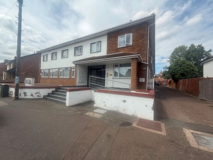 1 Bedroom Flat For Sale In High Street, Peterborough, PE2