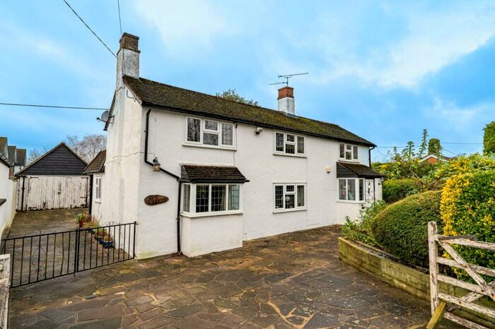 4 Bedroom Cottage For Sale In Leaden Roding, Dunmow, Essex, CM6