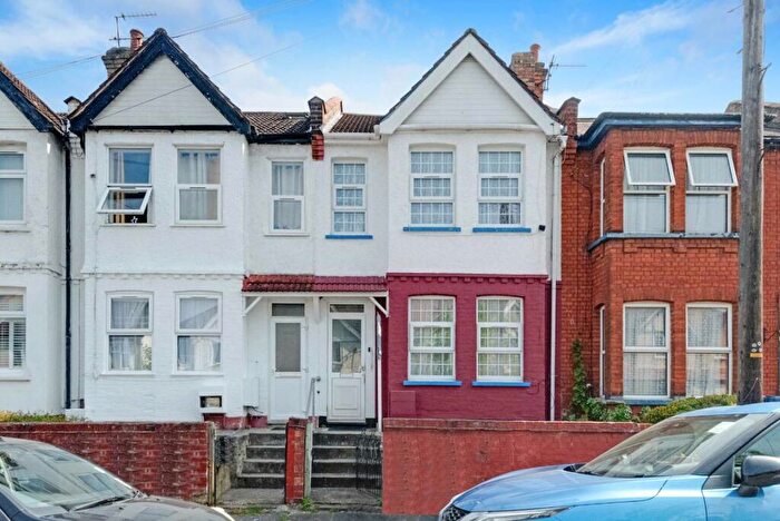 3 Bedroom Terraced House For Sale In Russell Road, London, NW9