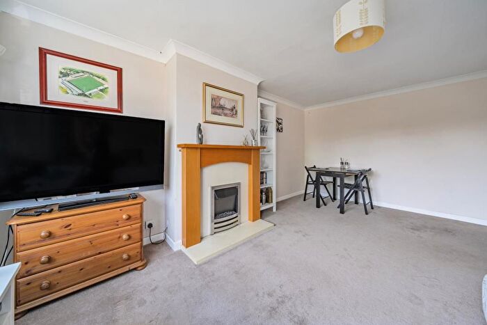 2 Bedroom Bungalow For Sale In Tiddington, Thame, Oxfordshire, OX9