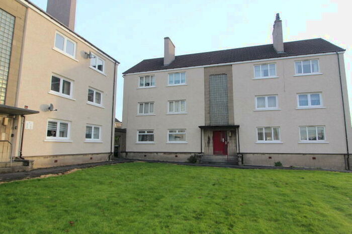 2 Bedroom Flat To Rent In Clark Street, Airdrie, ML6