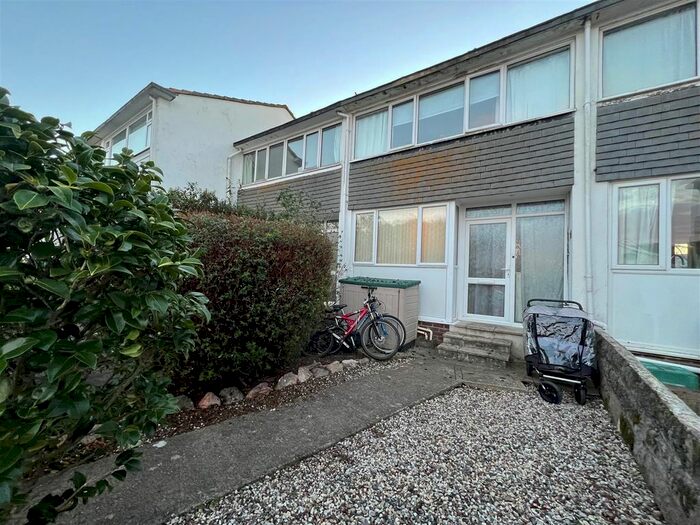 3 Bedroom Property To Rent In Rea Drive, Brixham, TQ5