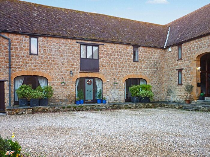 4 Bedroom Terraced House For Sale In Yeabridge, South Petherton, TA13