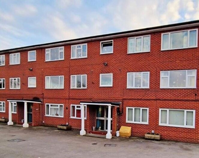 1 Bedroom Flat To Rent In Flats Spencer Street, CW8