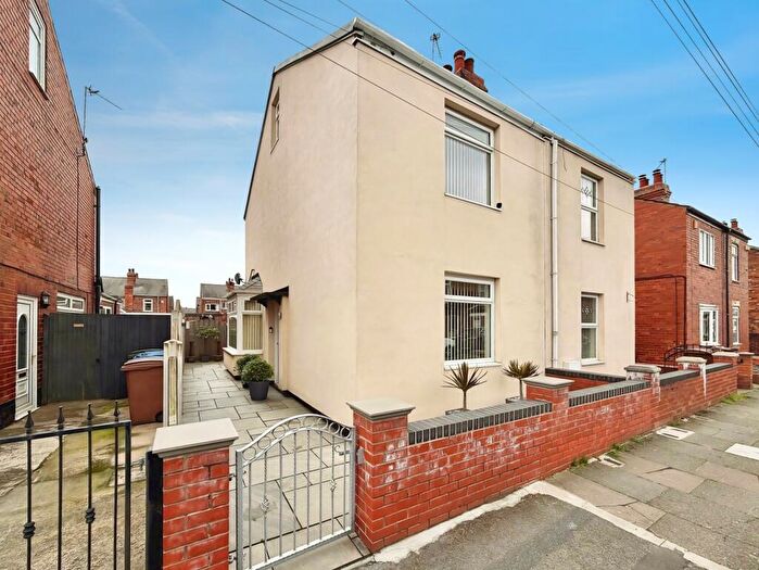 3 Bedroom Semi Detached House For Sale In Bournville, Goole, East Yorkshire, DN14