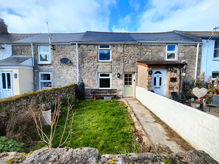 2 Bedroom Property To Rent In Jamaica Place, Penzance, TR18