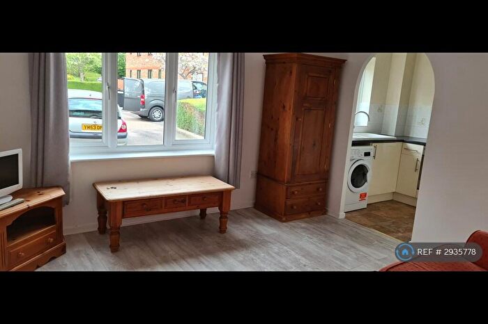 1 Bedroom Flat To Rent In Kern Close, Southampton, SO16