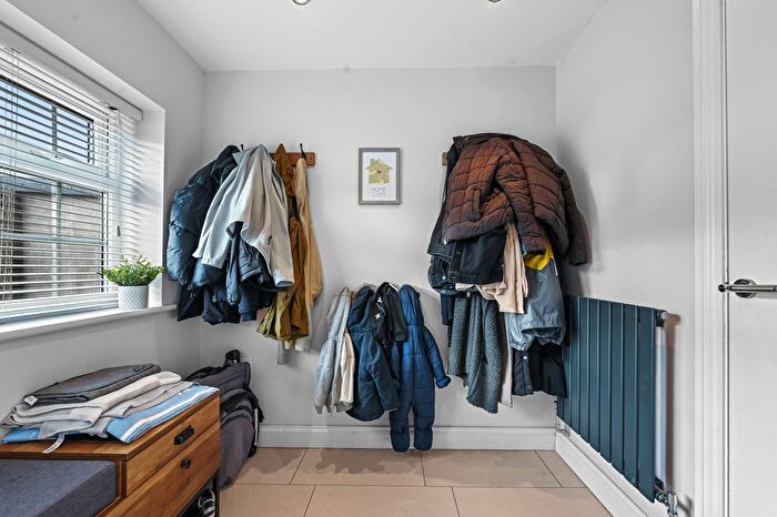 3 Bedroom End Of Terrace House For Sale In Lucas Avenue, Chelmsford, Essex, CM2
