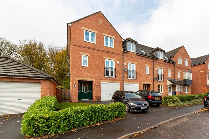 5 Bedroom Town House For Sale In Mill Vale, Walbottle, NE15