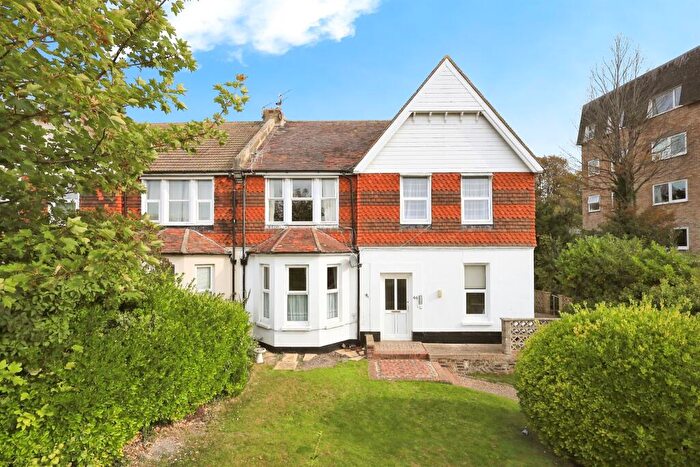 1 Bedroom Flat For Sale In Upperton Road, Eastbourne, BN21