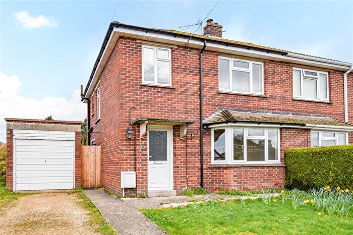 3 Bedroom Semi-Detached House For Sale In Queens Road, Devizes, Wiltshire, SN10
