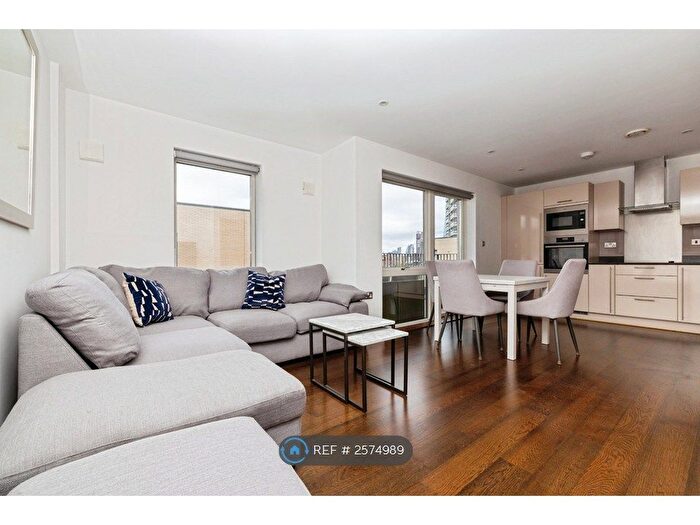 2 Bedroom Flat To Rent In Parker Building, London, SE16