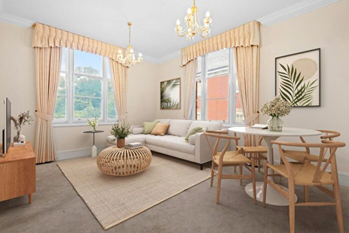 1 Bedroom Flat To Rent In The Maltings, Hythe, CT21