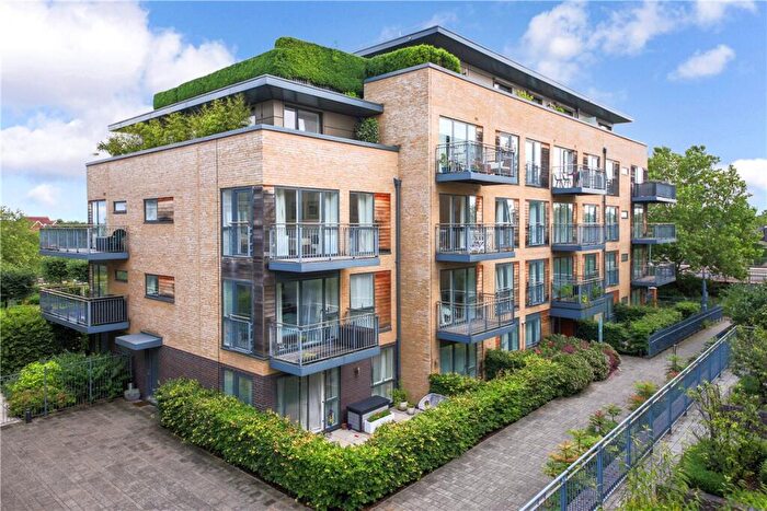 2 Bedroom Apartment For Sale In Kingsley Walk, Cambridge, CB5