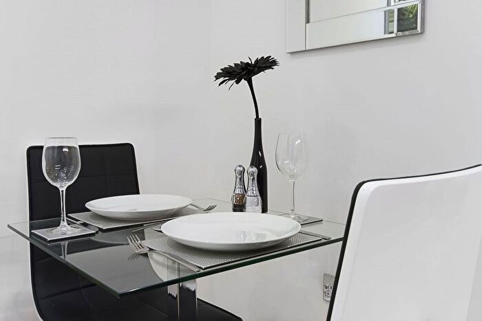 Studio To Rent In Albany House, London, WC1H