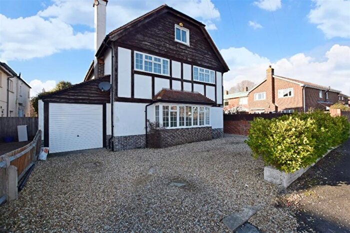 5 Bedroom Detached House To Rent In Princess Avenue, Bognor Regis, PO21