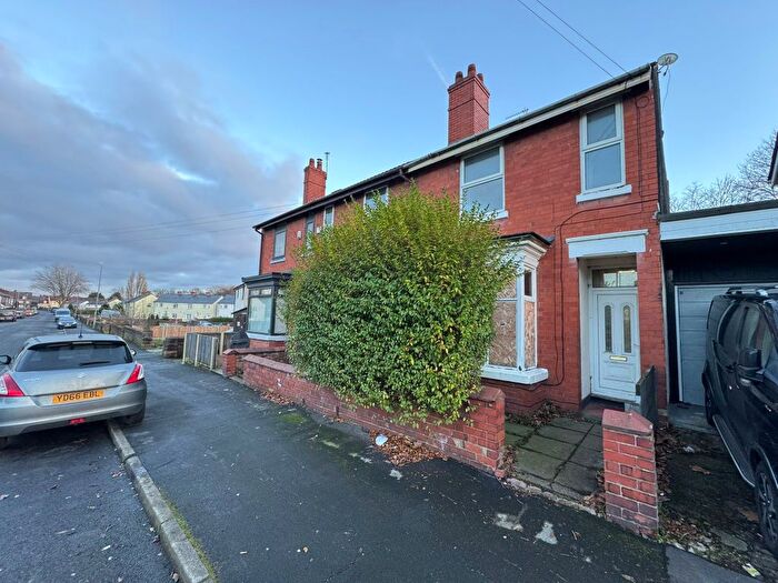 5 Bedroom Property For Sale In Temple Road, Willenhall, West Midlands, WV13