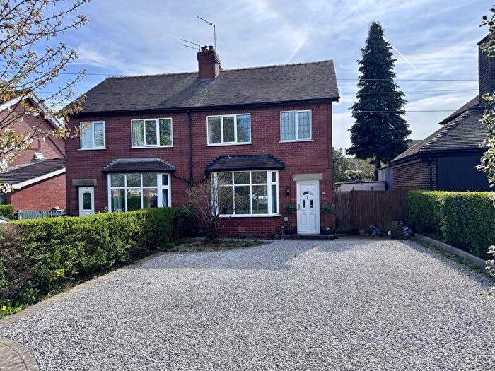 3 Bedroom Semi-Detached House To Rent In Macclesfield Road, Congleton, CW12