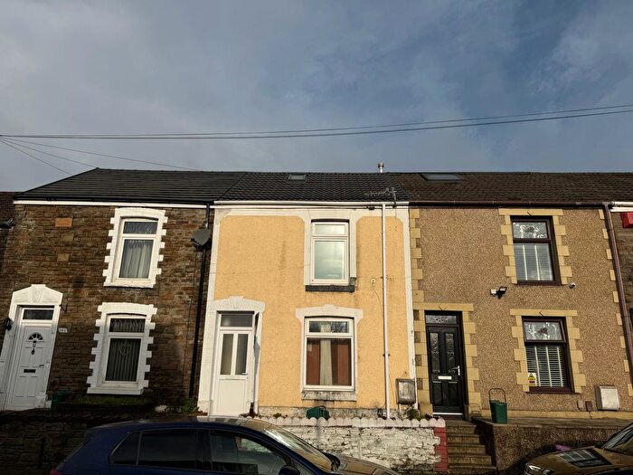 3 Bedroom Terraced House To Rent In Clydach Road, Swansea, SA6