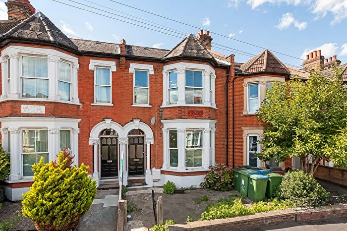 3 Bedroom Terraced House For Sale In Kinveachy Gardens, Charlton, SE7
