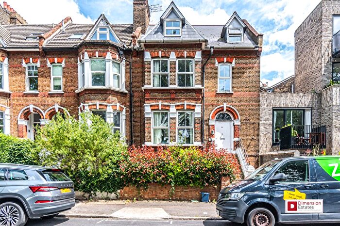 1 Bedroom Flat To Rent In Queensdown Road, Hackney Downs, Clapton, Hackney, London, E5